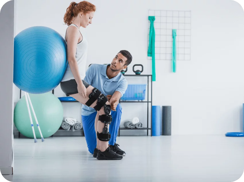 Rehabilitacja po endoprotezie kolana – jak przebiega, ile trwa?