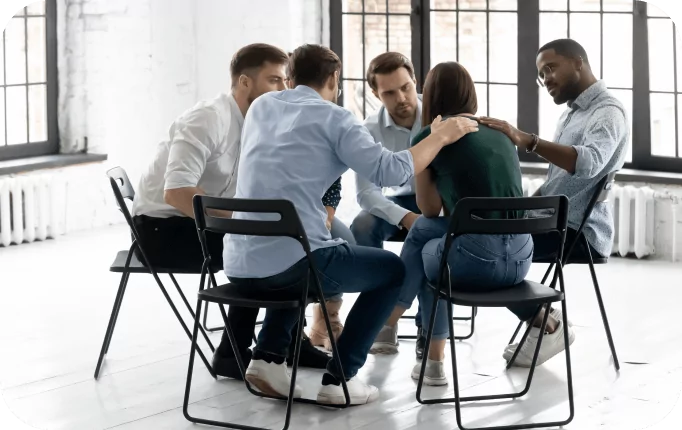 Czym jest terapia grupowa i jak może pomóc?